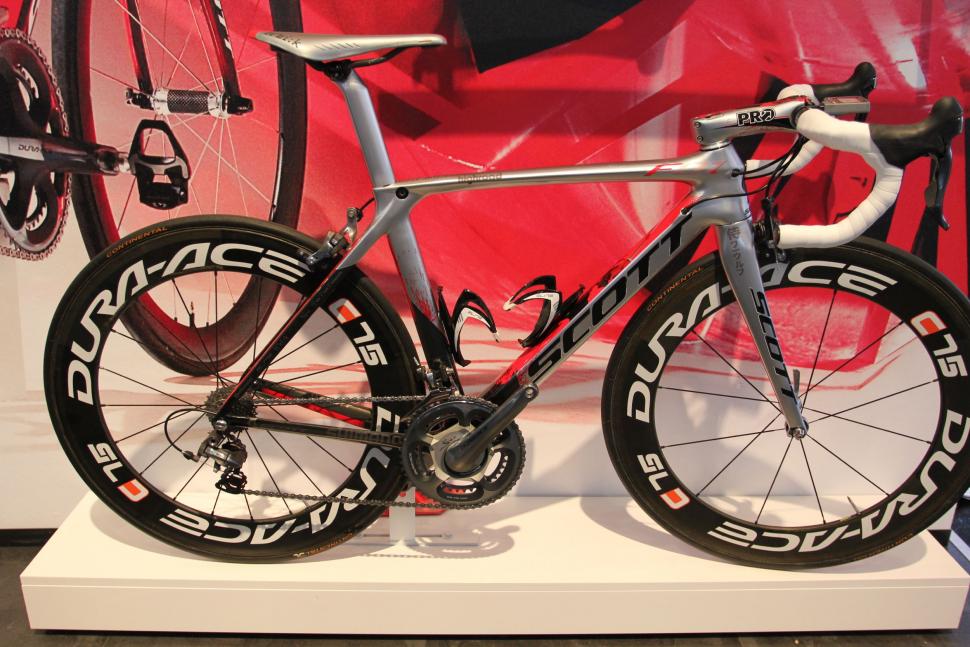 Scott aero store road bike